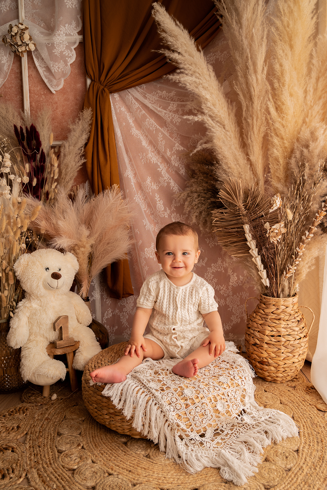 Shooting bébé avec gâteau anniversaire pas de calais Shooting bébé avec gâteau anniversaire pas de calais
