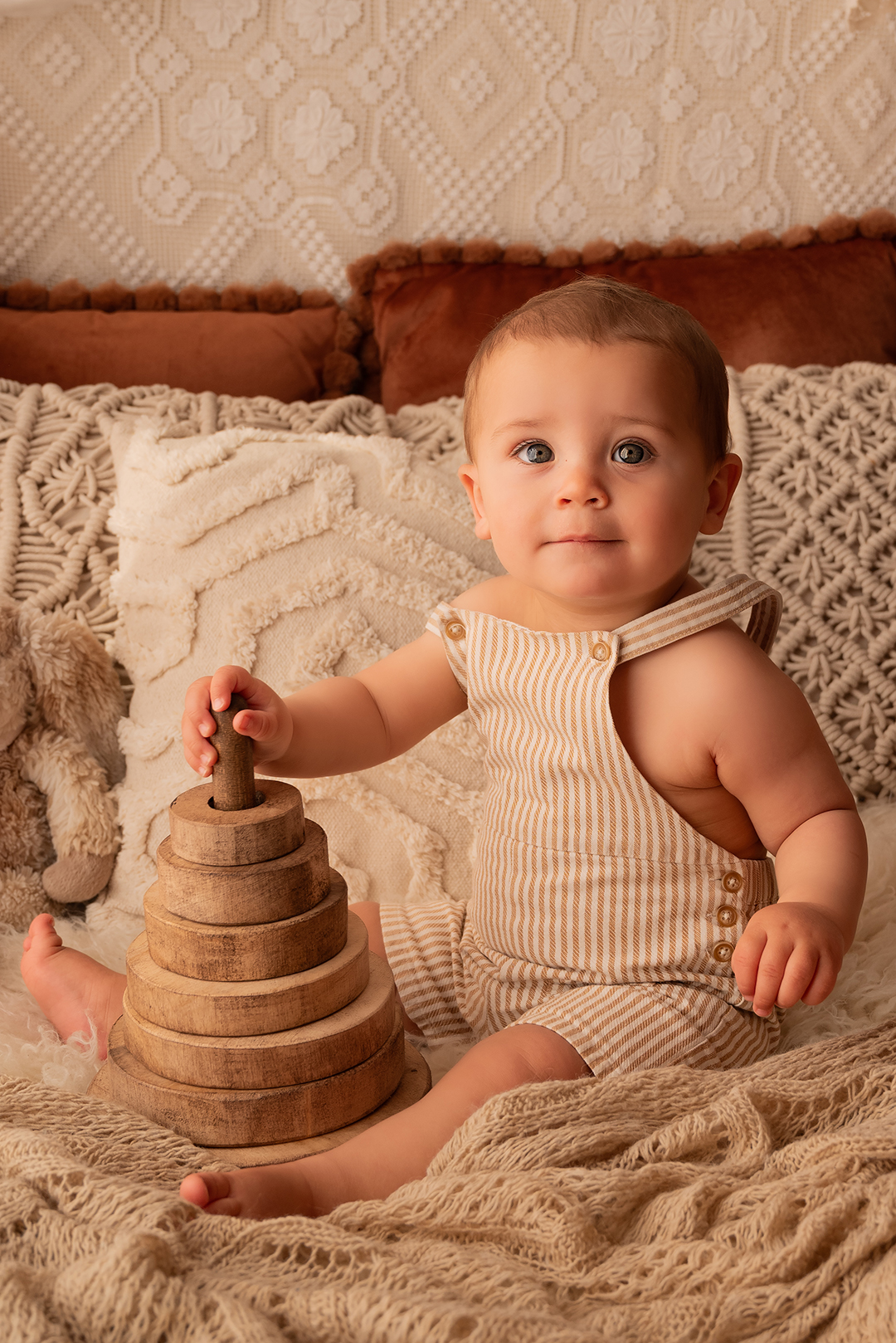 Shooting bébé avec gâteau anniversaire pas de calais Shooting bébé avec gâteau anniversaire pas de calais
